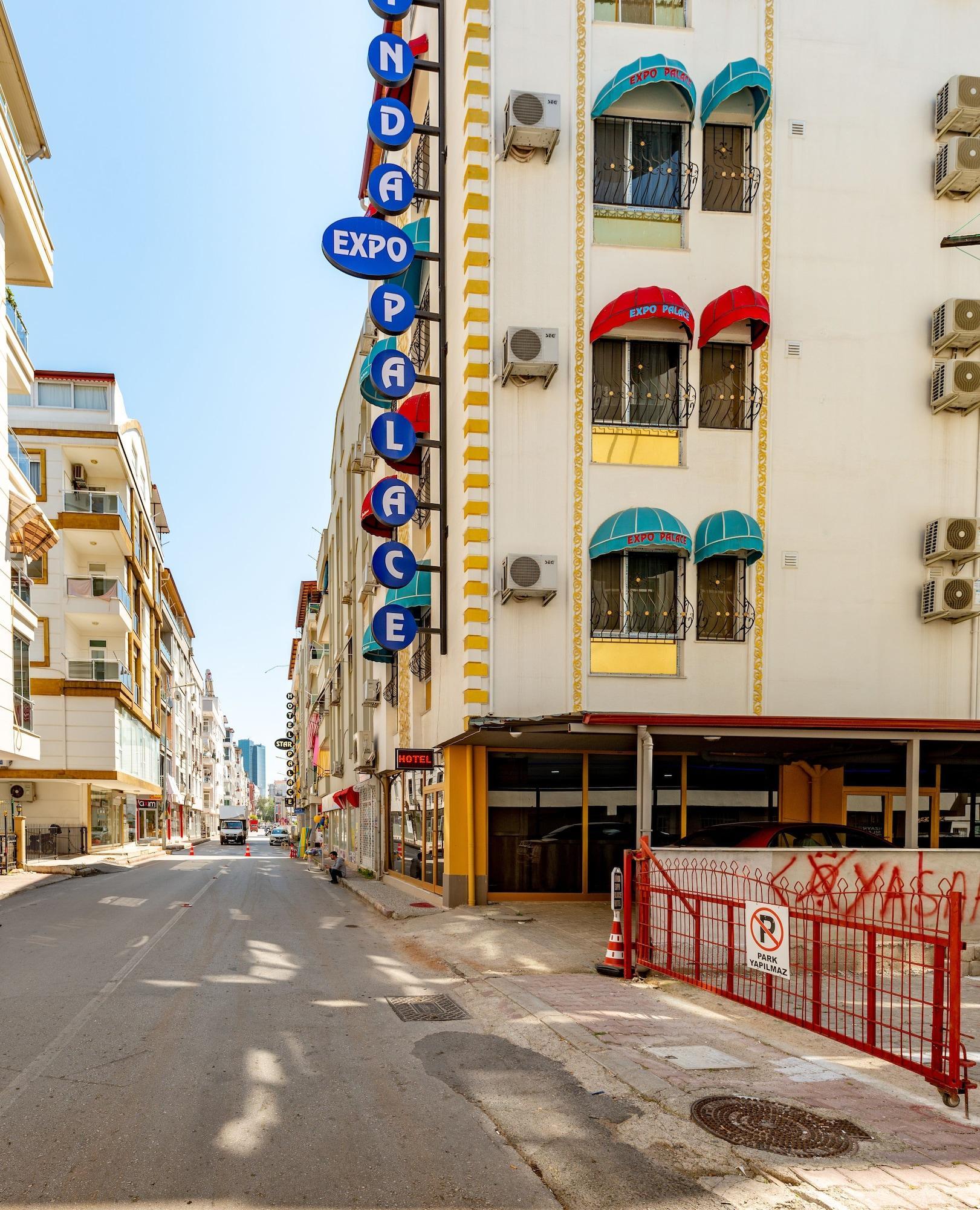 Otel Linda Expo Palace 3*